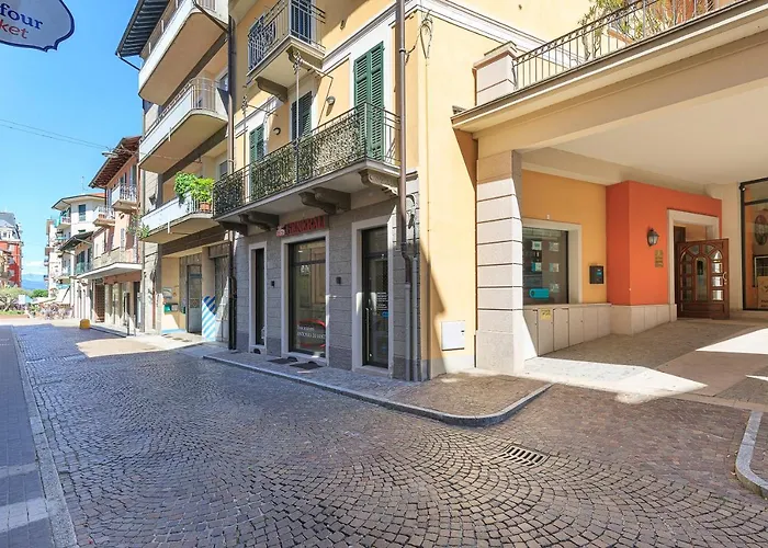 Appartamento Dolfin - Nel Centro Di - By Impero House Stresa